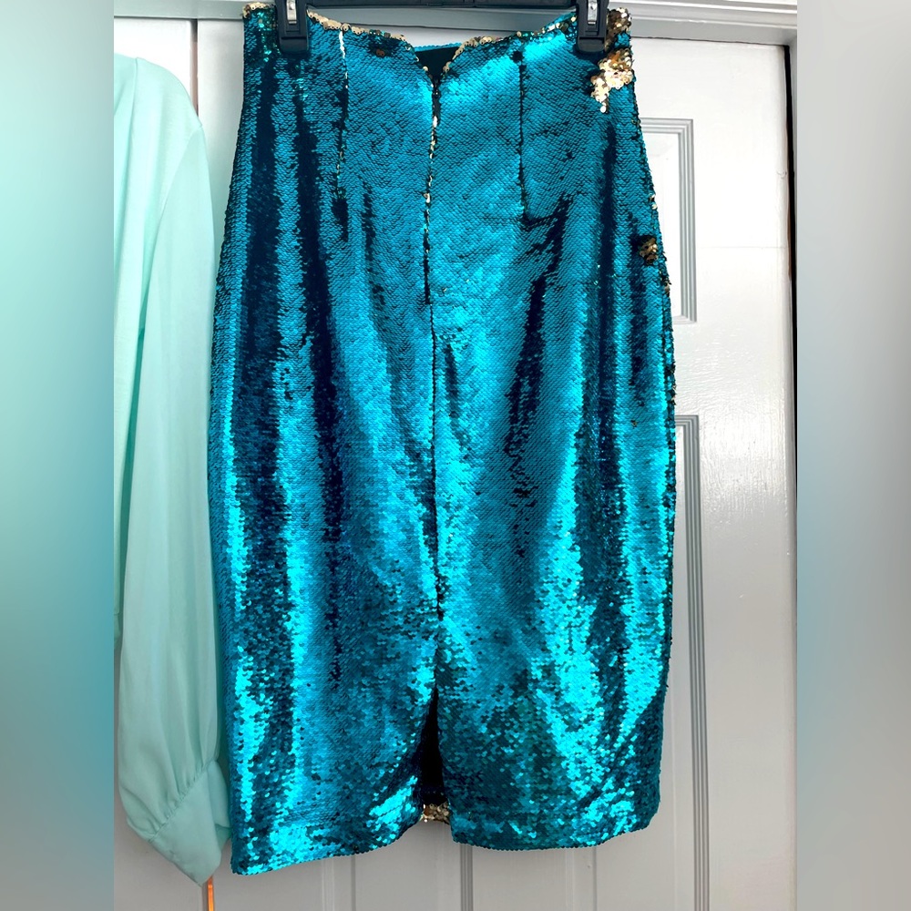 Stunning Pencil Skirt. NY&Co Eva Mendez. Size 6